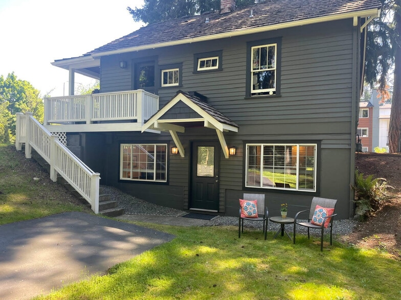 More Photos Of 23042 Ne 8th St, Sammamish Office For Sale