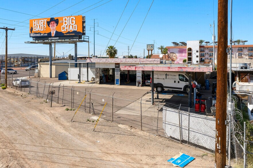 More Photos Of 3140 Grand Ave & 3217 W Weldon Ave, Phoenix Contractor Storage Yard For Sale