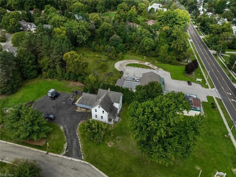 More Photos Of 10858 Ravenna Rd, Twinsburg Storefront Retail Office For Lease