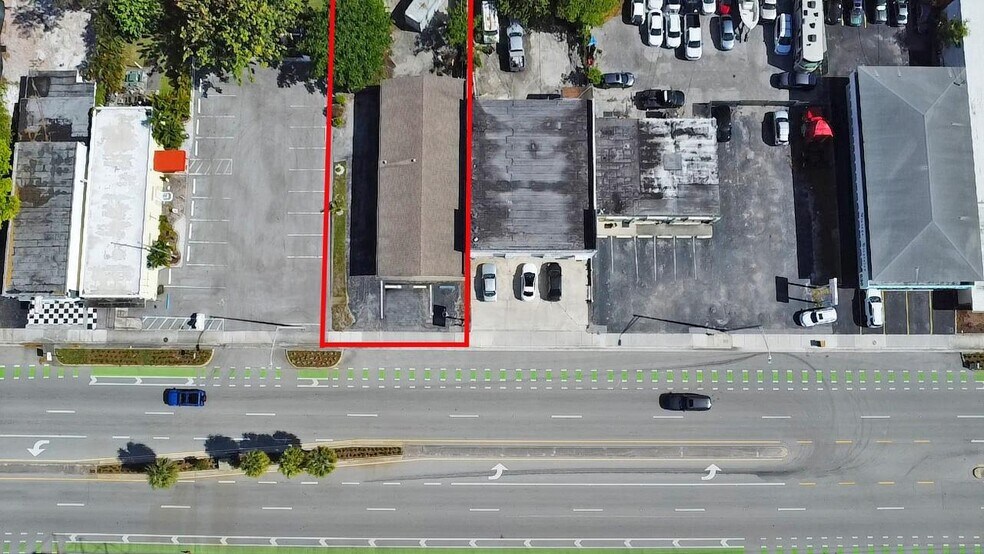 More Photos Of 200 W Prospect Rd, Oakland Park Freestanding For Sale