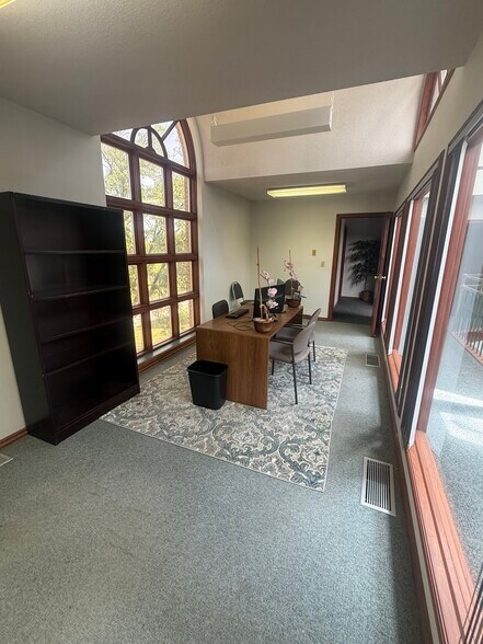 More Photos Of 2251 N Woodlawn Blvd, Wichita Medical For Sale