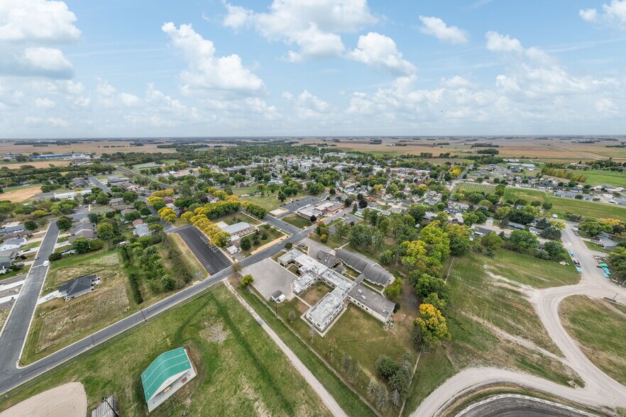 More Photos Of 411 7th Ave NW, Arlington Skilled Nursing Facility For Sale