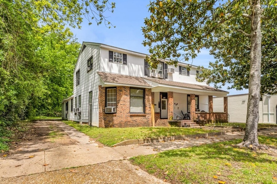 More Photos Of 817 College St, Columbus Multifamily For Sale