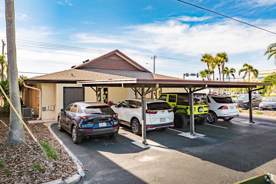 More Photos Of 455 Del Prado Blvd S, Cape Coral Office For Sale