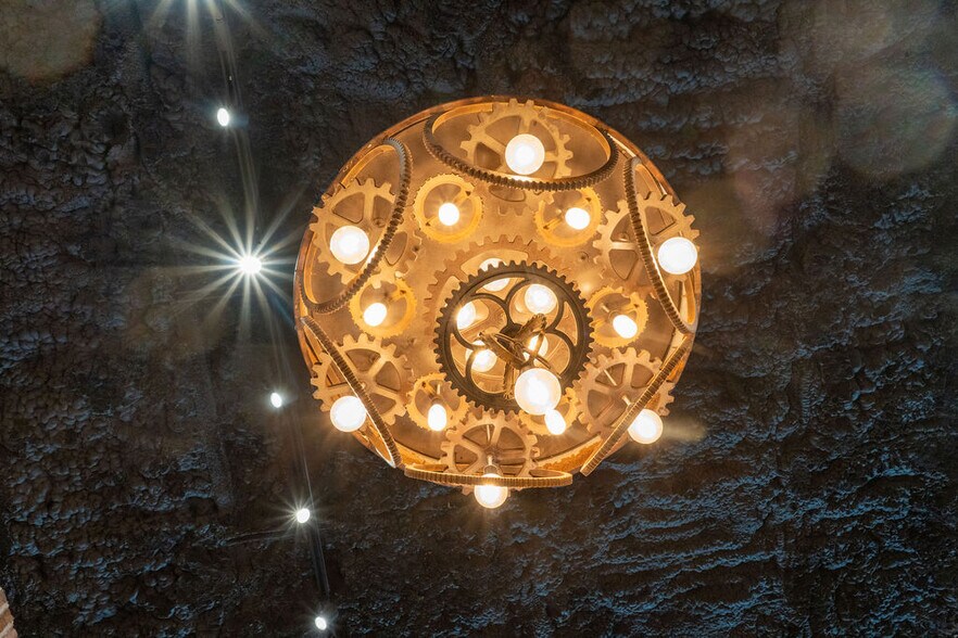 More Photos Of 609 Avenue H, Shallowater Auto Repair For Sale