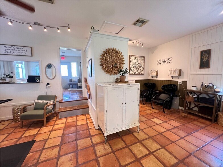 More Photos Of 180 Rio Villa Rd, Punta Gorda Freestanding For Sale