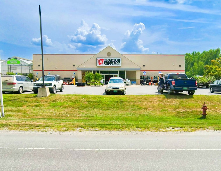 Primary Photo Of 352 River St, Montpelier Freestanding For Sale