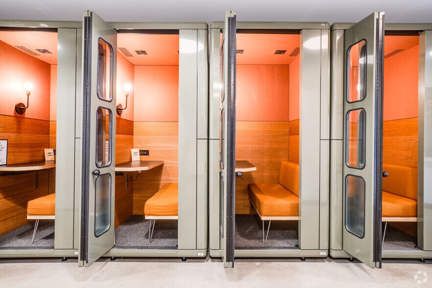 More Photos Of 3300 N Interstate 35, Austin Coworking Space