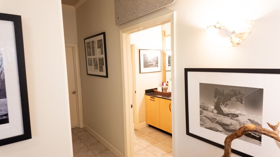 More Photos Of 7520 Perkins Rd, Baton Rouge General Retail For Sale