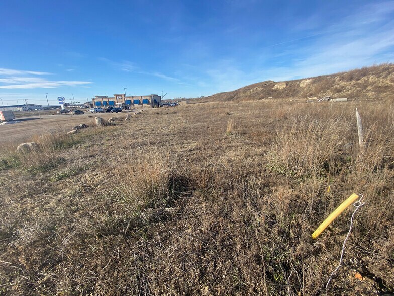 More Photos Of 401 Reiger Dr, Williston Land For Sale