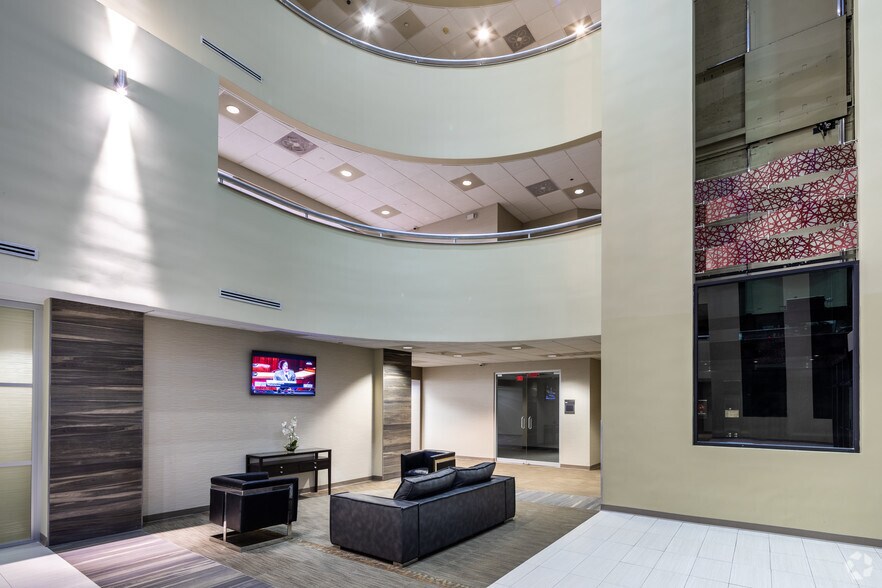 More Photos Of 695 US Highway 46, Fairfield Office For Lease