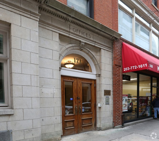 More Photos Of 171-175 Orange St, New Haven Office Residential For Lease