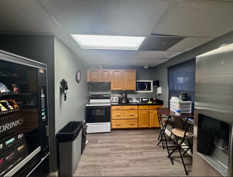 More Photos Of 45 Fisher Ave, East Longmeadow Office For Lease