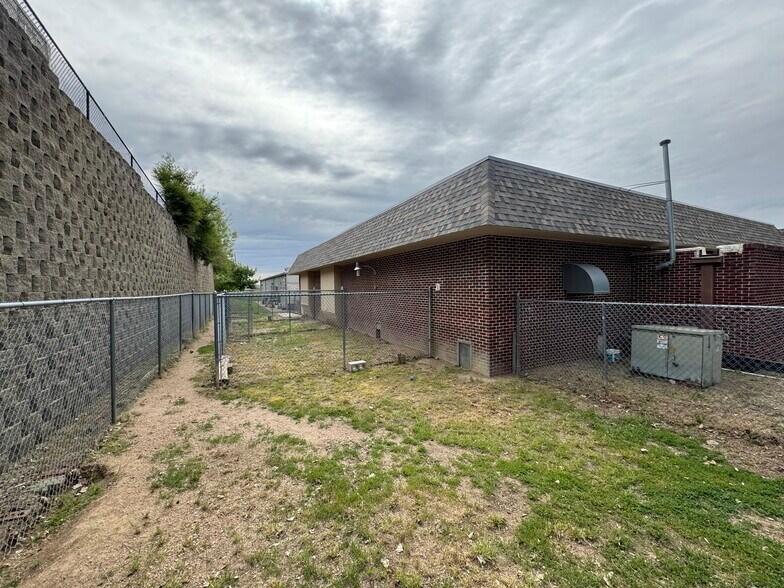 More Photos Of , Omaha General Retail For Sale