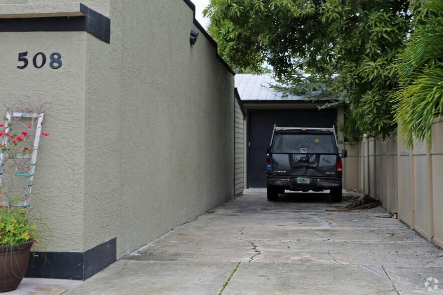 More Photos Of 508-510 S Colorado Ave, Stuart Freestanding For Sale