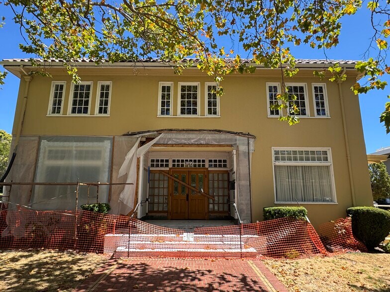 More Photos Of 1022 E St, San Rafael Office For Sale