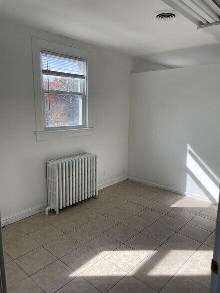 More Photos Of 2010-2012 Rhode Island Ave NE, Washington Storefront Retail Office For Lease