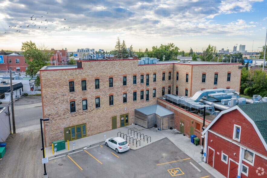 More Photos Of 929 11 St SE, Calgary Office For Lease