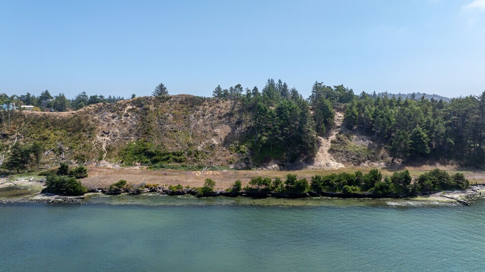 Primary Photo Of 516 Taylor Ave, Coos Bay Land For Sale