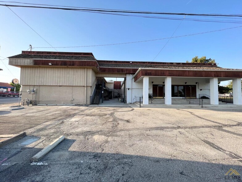 More Photos Of 2503 Niles St, Bakersfield Religious Facility For Sale