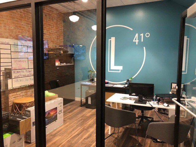 More Photos Of 124 E Washington St, Iowa City Restaurant For Lease