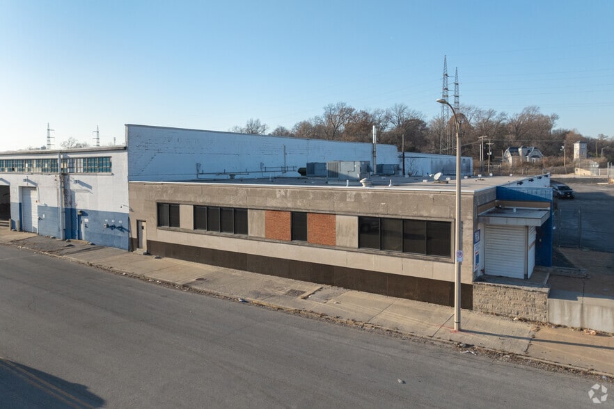 More Photos Of 6301 N Broadway, Saint Louis Food Processing For Lease