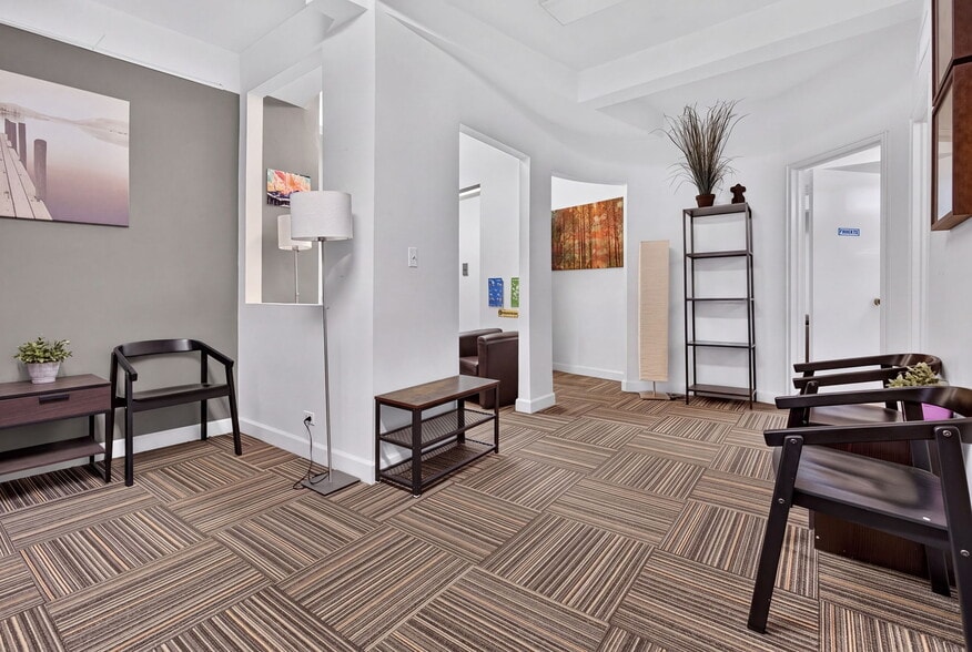 More Photos Of 60 Plaza St E, Brooklyn Apartments For Sale