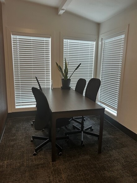 More Photos Of 18445 E Burnside St, Portland Office Residential For Sale