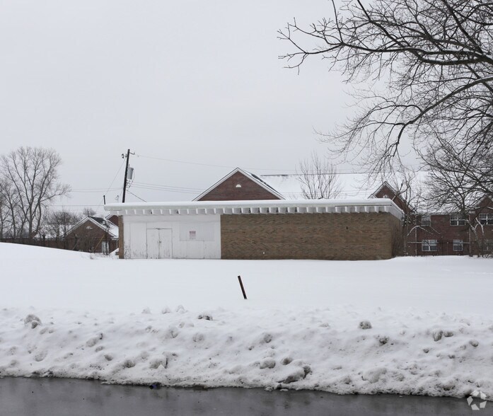More Photos Of 2060 Brentnell Ave, Columbus Freestanding For Sale