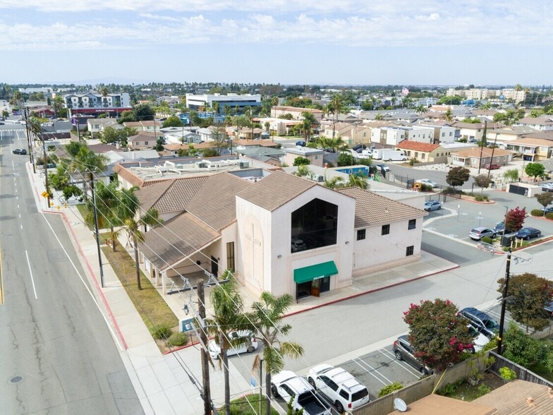 More Photos Of 8121 Ellis Ave, Huntington Beach Land For Sale