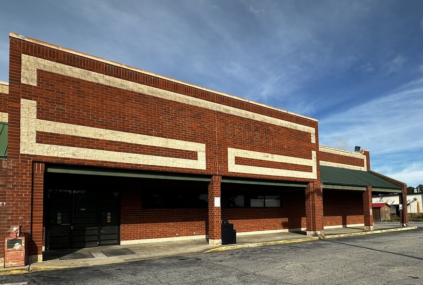 Primary Photo Of 1509 Radium Springs Rd, Albany General Retail For Lease