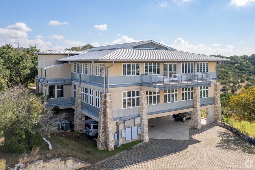 More Photos Of 8121 Bee Caves Rd, Austin Office For Lease