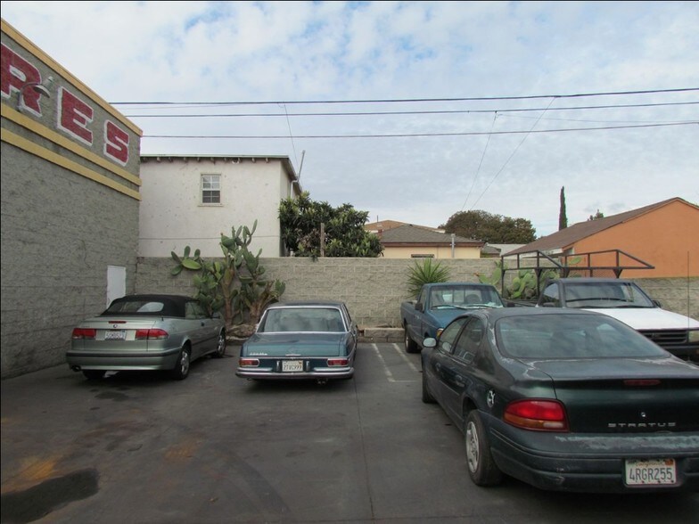 More Photos Of 3137 W Imperial Hwy, Inglewood Auto Repair For Lease