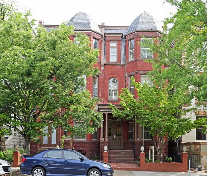 More Photos Of 408-410 W Franklin St, Richmond Office For Sale