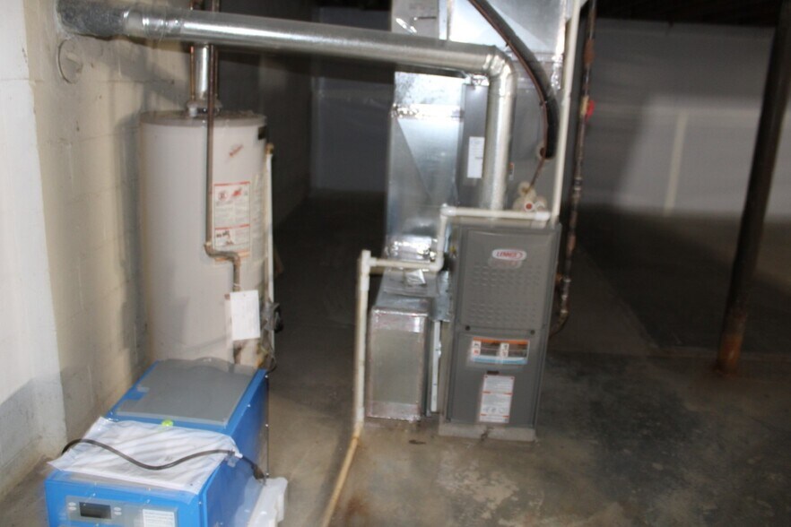 More Photos Of 4934-4936 Solar Dr, Columbus Multifamily For Sale