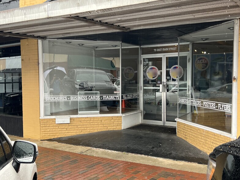 More Photos Of 79 E Main St, Buford Storefront For Sale
