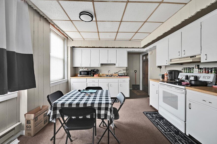More Photos Of 236 W Market St, Jonestown Multifamily For Sale
