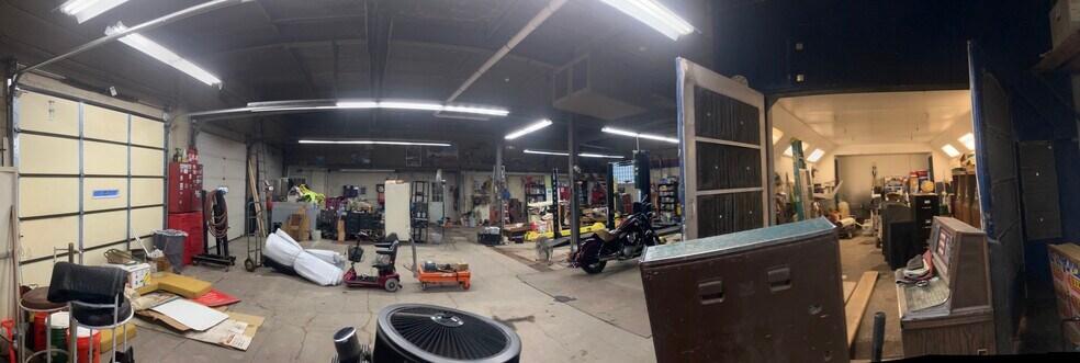 More Photos Of 121 78th St, Niagara Falls Service For Sale