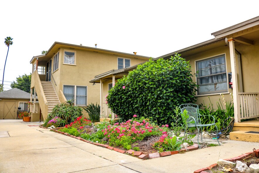 Primary Photo Of 808 W 163rd St, Gardena Apartments For Sale