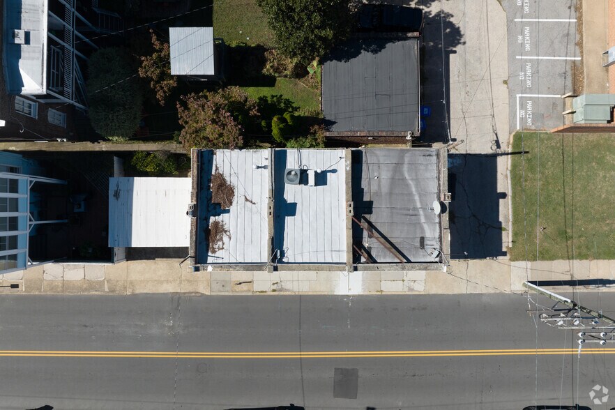 More Photos Of 300-304 N Robinson St, Richmond Freestanding For Sale