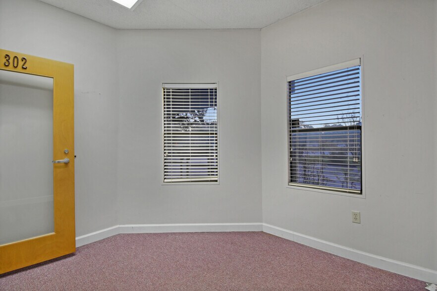 More Photos Of 1535 State Road 207, Saint Augustine Office For Lease