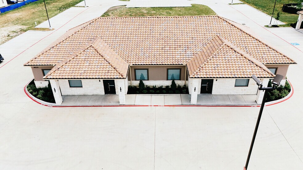 More Photos Of 8525 N Sam Houston Pkwy E, Humble Office For Sale