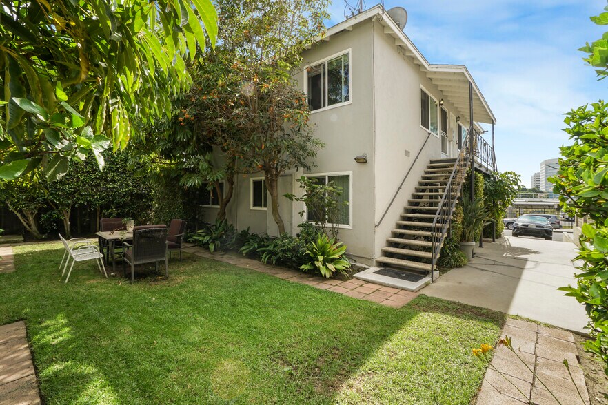 More Photos Of 1246 S Saltair Ave, Los Angeles Apartments For Sale