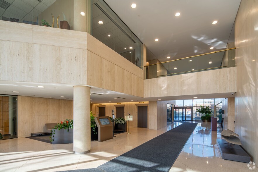 More Photos Of 5 Revere Dr, Northbrook Coworking Space