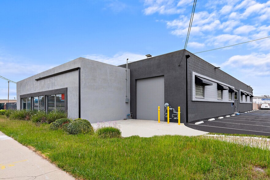 Primary Photo Of 2907 S Oak St, Santa Ana Warehouse For Lease