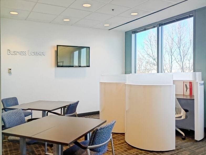 More Photos Of 100 Hartsfield Centre Pky, Atlanta Coworking Space