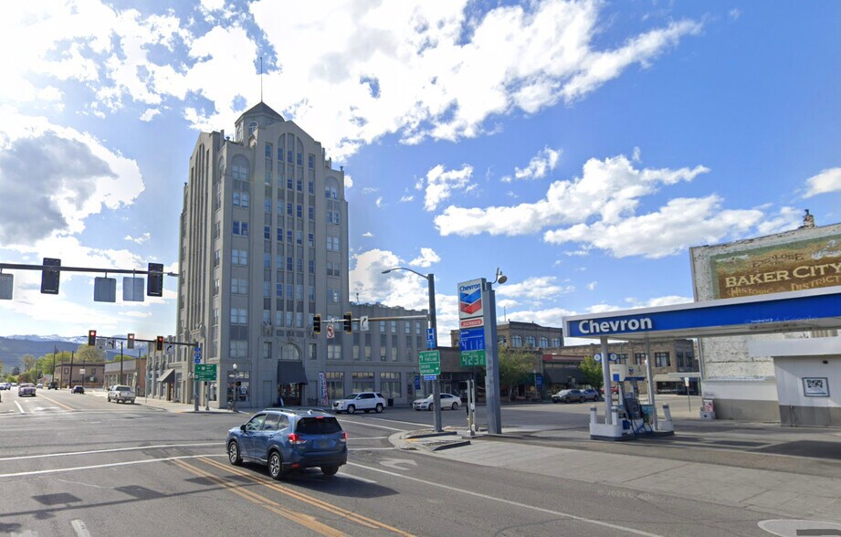 More Photos Of 1705 Main St, Baker City Apartments For Sale