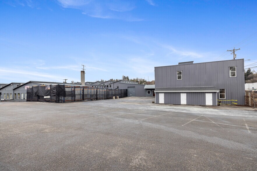 Primary Photo Of 1517 S Tacoma Way, Tacoma Warehouse For Sale