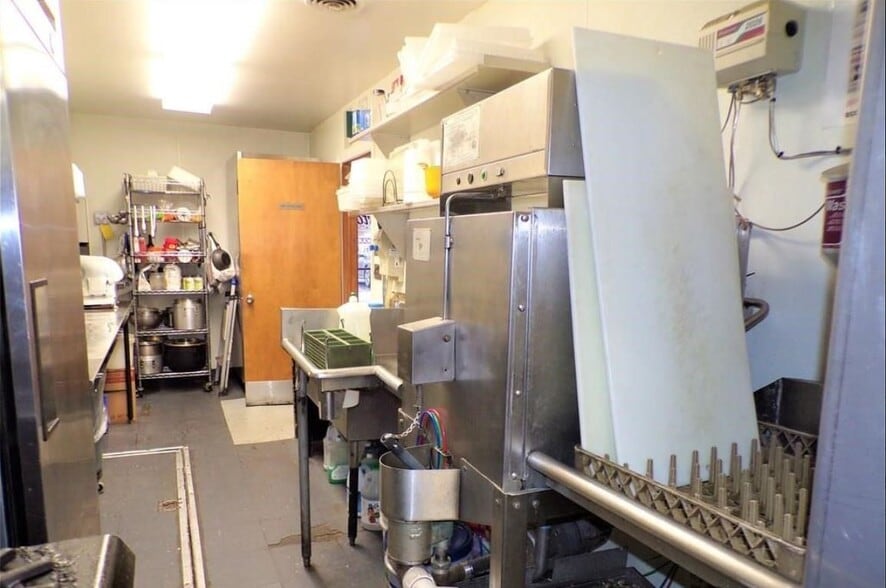 More Photos Of 106 Main St, Phelps General Retail For Sale