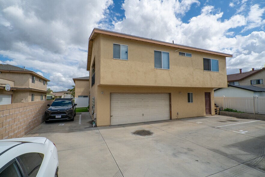 More Photos Of 4302 Howard Ave, Los Alamitos Apartments For Sale